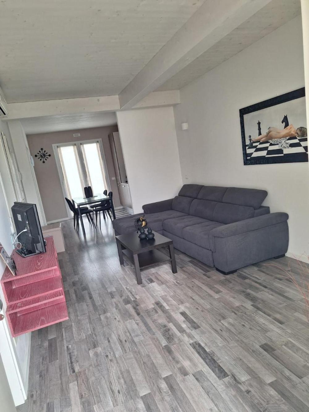 Home Suites Home Salionze Eksteriør bilde