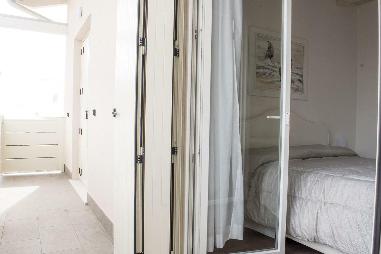 Home Suites Home Salionze Eksteriør bilde