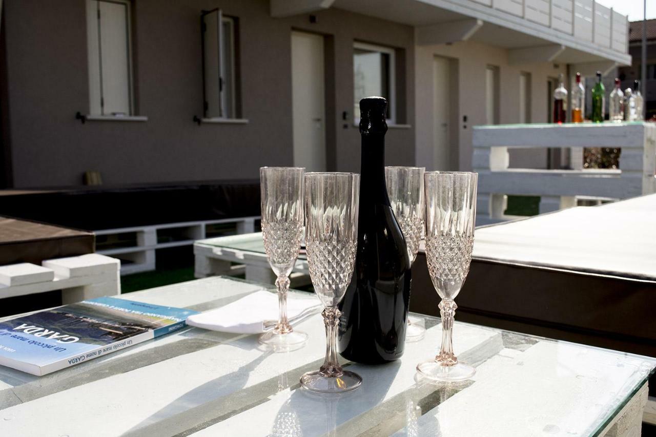 Home Suites Home Salionze Eksteriør bilde