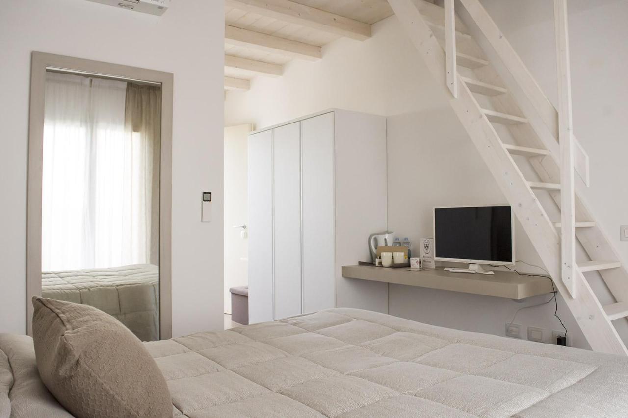Home Suites Home Salionze Eksteriør bilde